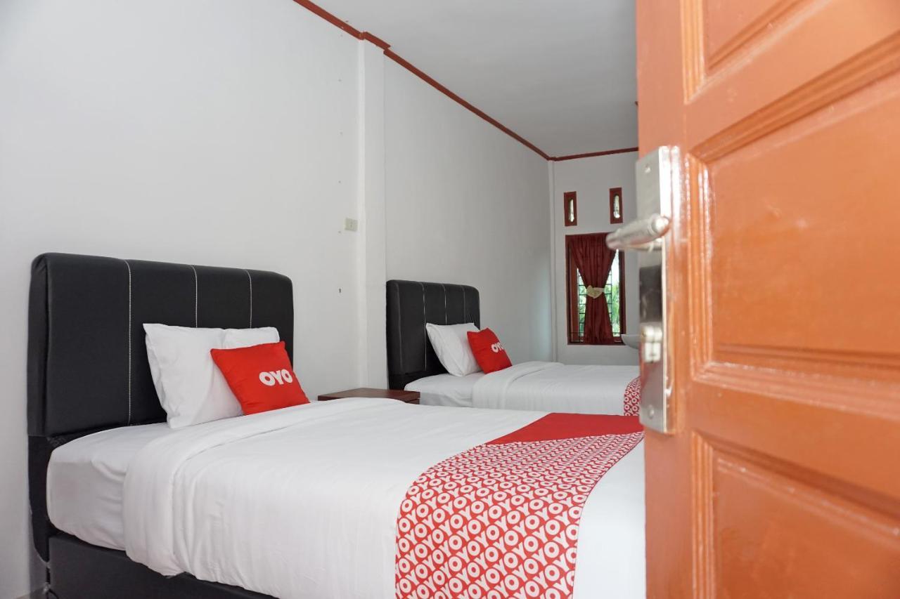 Oyo 2635 Ramos Inn Sinapuran Екстериор снимка